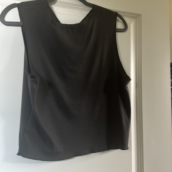 H&M - Picture 2 of 2